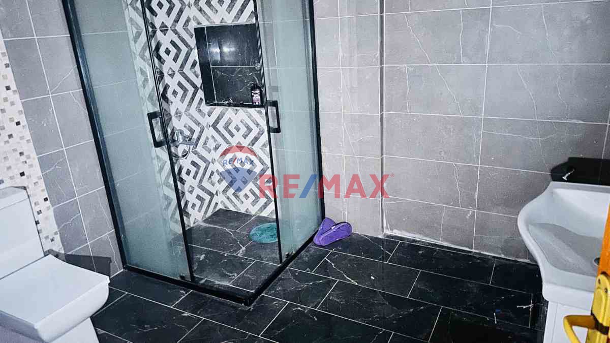 REMAXPRO KADİRDEN ÖZDİLEK'E KOMŞU GENİŞ 2+1