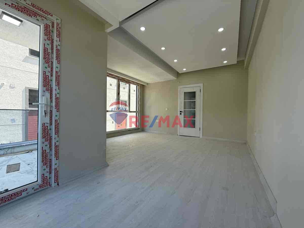 ÇEKMEKÖY ALEMDAĞ MAHALLESINDE SIFIR KİRALIK DAİRE