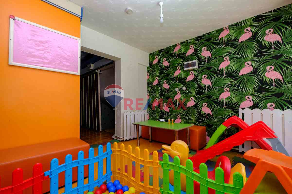 RAGIP TÜZÜN MAH. KIRALIK 530 M2 KOMPLE BINA