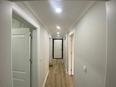 KARTAL | MÜKEMMEL KONUMDA | GENİŞ M2'Lİ | SATILIK 2+1 YENİ DAİRE