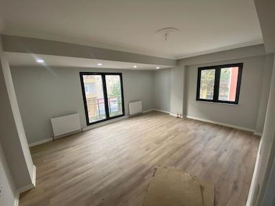 KARTAL | MÜKEMMEL KONUMDA | GENİŞ M2'Lİ | SATILIK 2+1 YENİ DAİRE