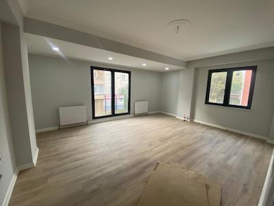 KARTAL | MÜKEMMEL KONUMDA | GENİŞ M2'Lİ | SATILIK 2+1 YENİ DAİRE