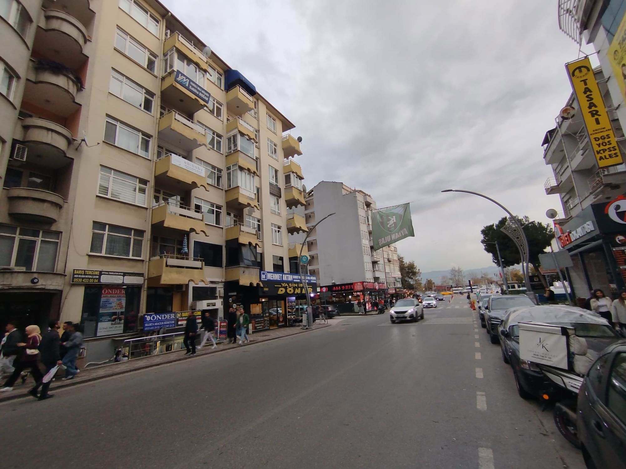 İZMIT’IN EN DEĞERLI CADDESINDE KIRALIK OFIS!