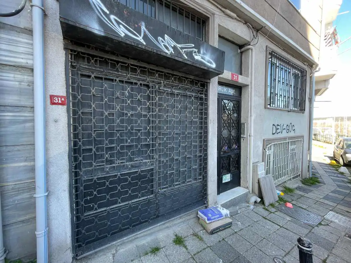 KADIKÖYDE LOFT OFIS/STÜDYO/BUTIK KULLANIMA UYGUN 40 M² DÜKKAN