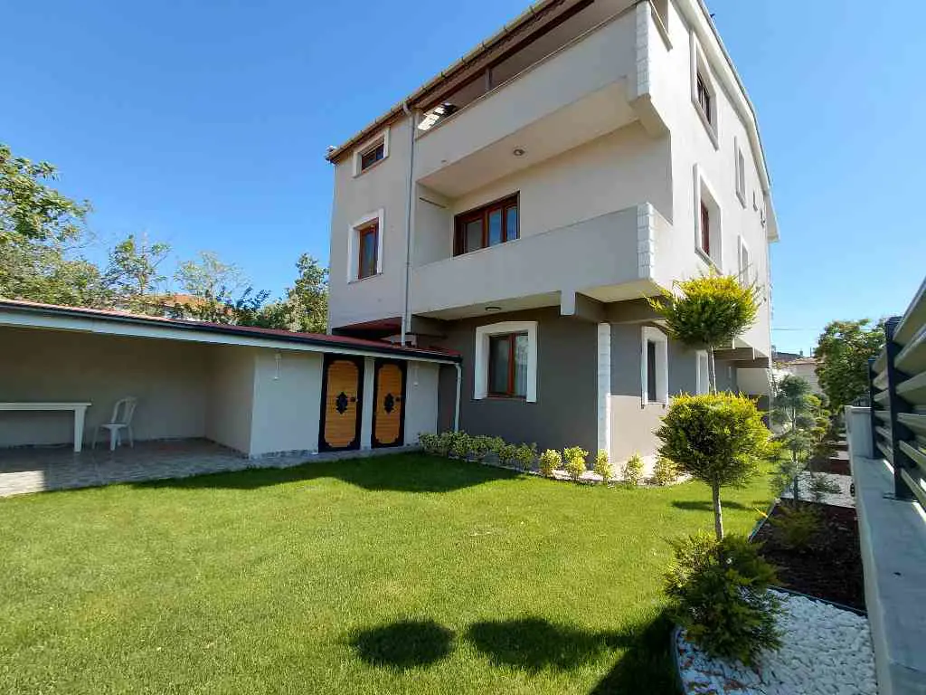Property image 10