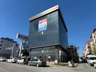 KOCAELİ ÇAYIROVA'DA KİRALIK 787 M2 DUBLEKS PLAZA KATI