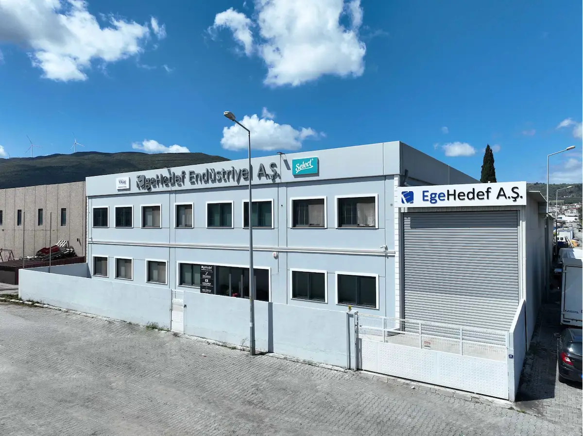 SÖKE CUMHURİYET MAHALLESİ SANAYİ BÖLGESİ 1886 M2 İÇİNDE OFİS DEPO ANTREPO