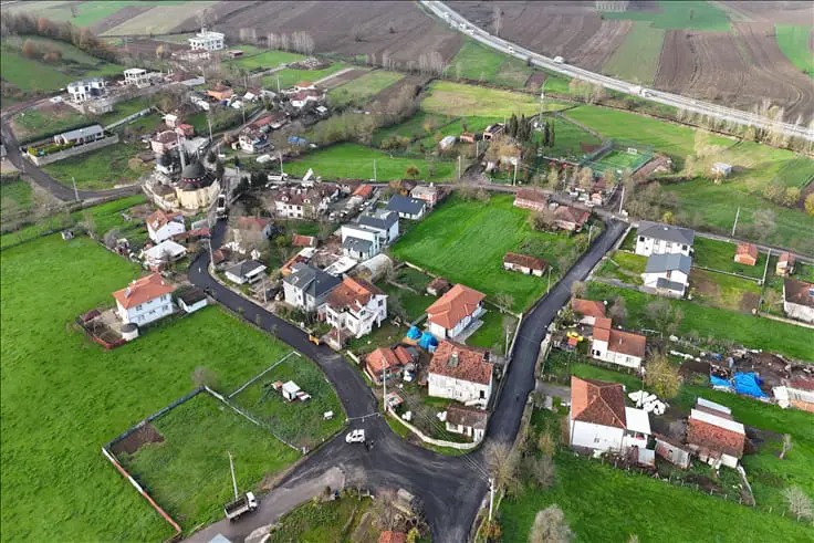 RE/MAX AY'DAN SÖĞÜTLÜ RÜSTEMLER'DE %30 KONUT SATILIK ARSA