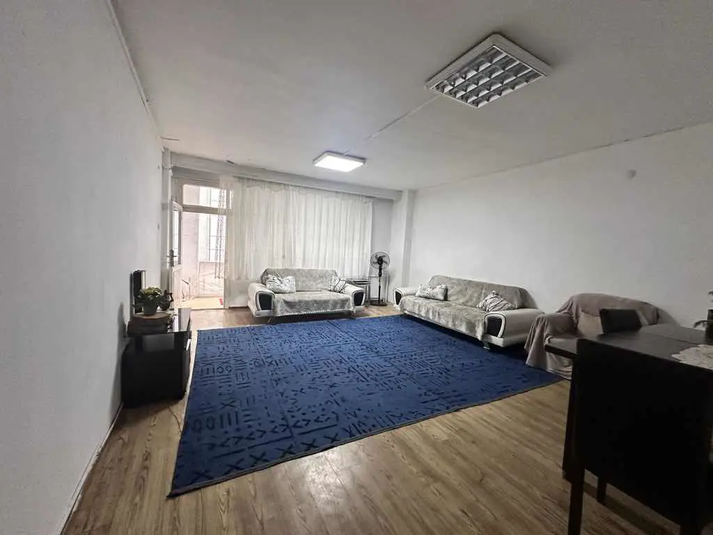 PENDİK ÇARŞI MERKEZİNDE YATIRIMLIK SATILIK GENİŞ 3+1 DAİRE
