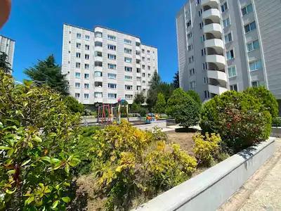 EKŞİOĞLU BEŞYILDIZ SİTESİ 5.ETAP GENİŞ 2+1 120M2 SATILIK DAİRE