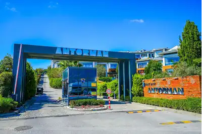 REMAX TERMİNAL OYA DOĞAN ANTORMAN VİLLA TİPİ 5+1 SATILIK BAHÇE DUBLEKSİ