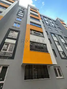 RE/MAX LACIVERT'TEN OSMANBEY KONUTLARI'NDA KIRALIK 2+0 DAIRE