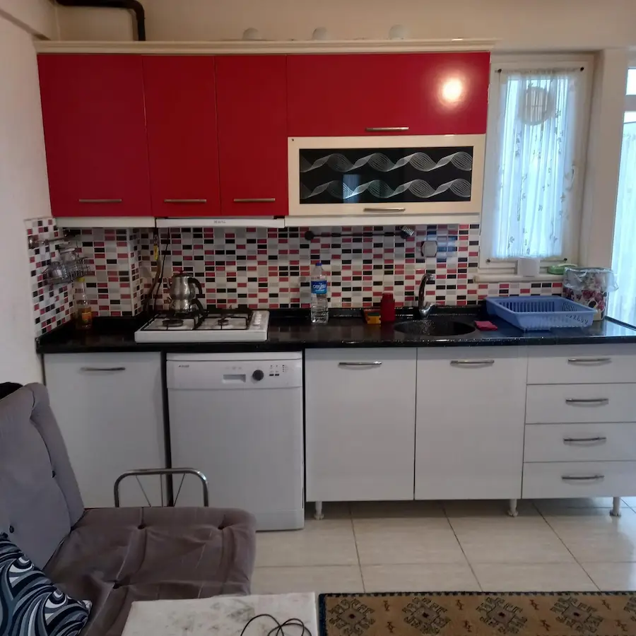 MODERN EVLER’DE EŞYALI 2+1 | KİRACILI SATILIK DAIRE