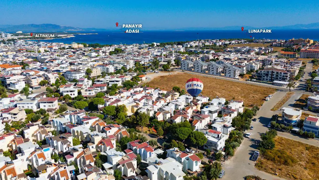 ÇAMLIK MAHALLESİNDE SİTE İÇİNDE 2 KATLI, 2+1  SATILIK VİLLA