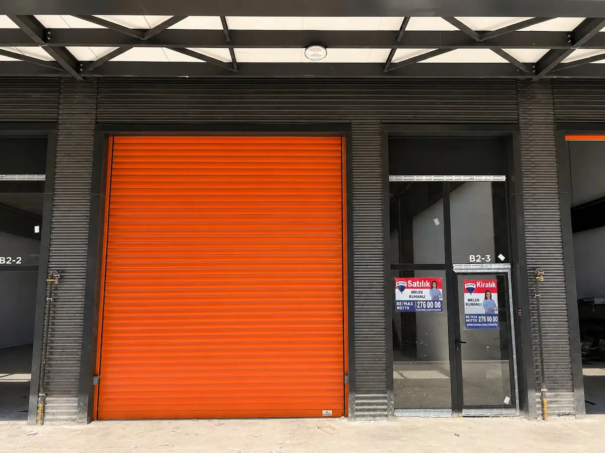RE/MAX MOTTO'DAN 120 M² SIFIR SATILIK DÜKKAN