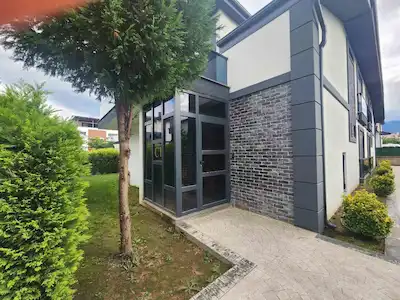 KARTEPE SARIMEŞE'DE 4+1 KİRALIK VİLLA