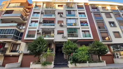 27 KARŞIYAKA ŞEMKLER'DE 3+1 SATILIK DAİRE