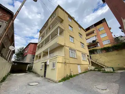 REMAX ASHILL ÜSKÜDAR MEHMET AKIF ERSOY DA 1+0 KIRALIK DAIRE