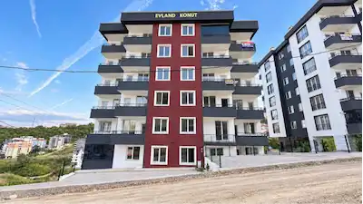 REMAX PARLA BARLAS GÜRLER'DEN KİRALIK DENİZ MANZARALI 1+1