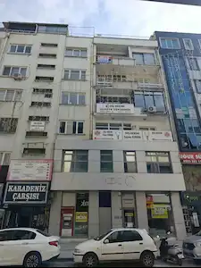 ŞEHİR MERKEZİ MİLLET CADDESİNDE SATILIK 7+1 OFİS