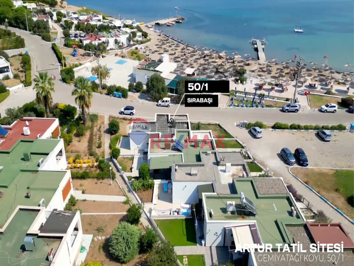 ARTUR GEMIYATAĞI SIRABAŞI EN ÖN SIRA DENIZ MANZARALI VILLA