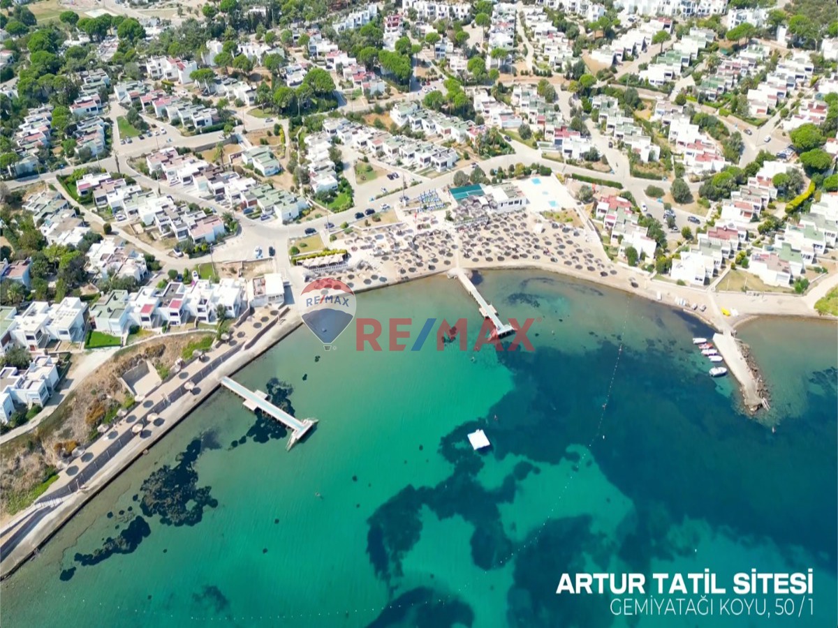 ARTUR GEMIYATAĞI SIRABAŞI EN ÖN SIRA DENIZ MANZARALI VILLA