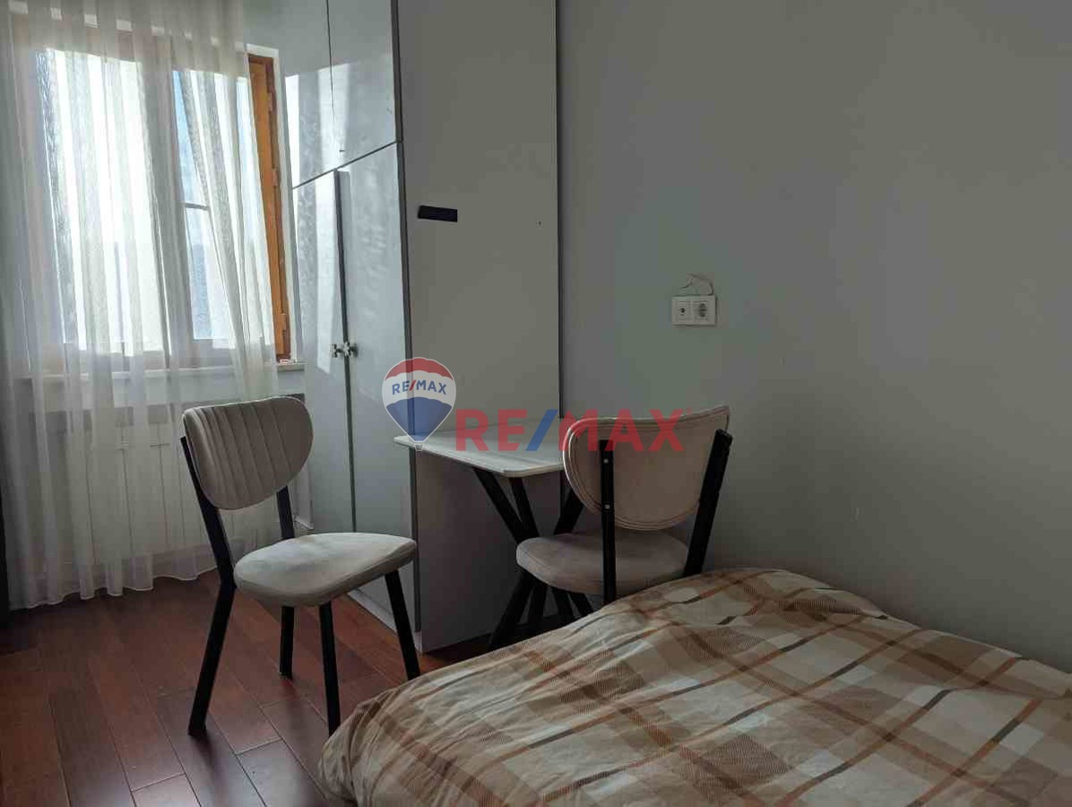 KOÇ ÜNIVERSITESINE YAKIN SITE İÇERISINDE KIRALIK STÜDYO1+0 DAIRE