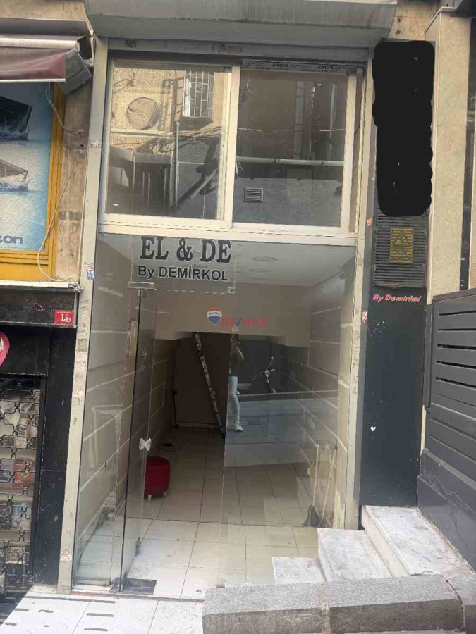 ŞİŞLİ MERKEZDE GİRİŞ DÜKKAN KİRALIK