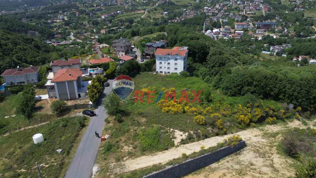 Y.SELIM MAH. CUMHURIYET CADDESI PARALELI SATILIK MÜSTAKIL ARSA