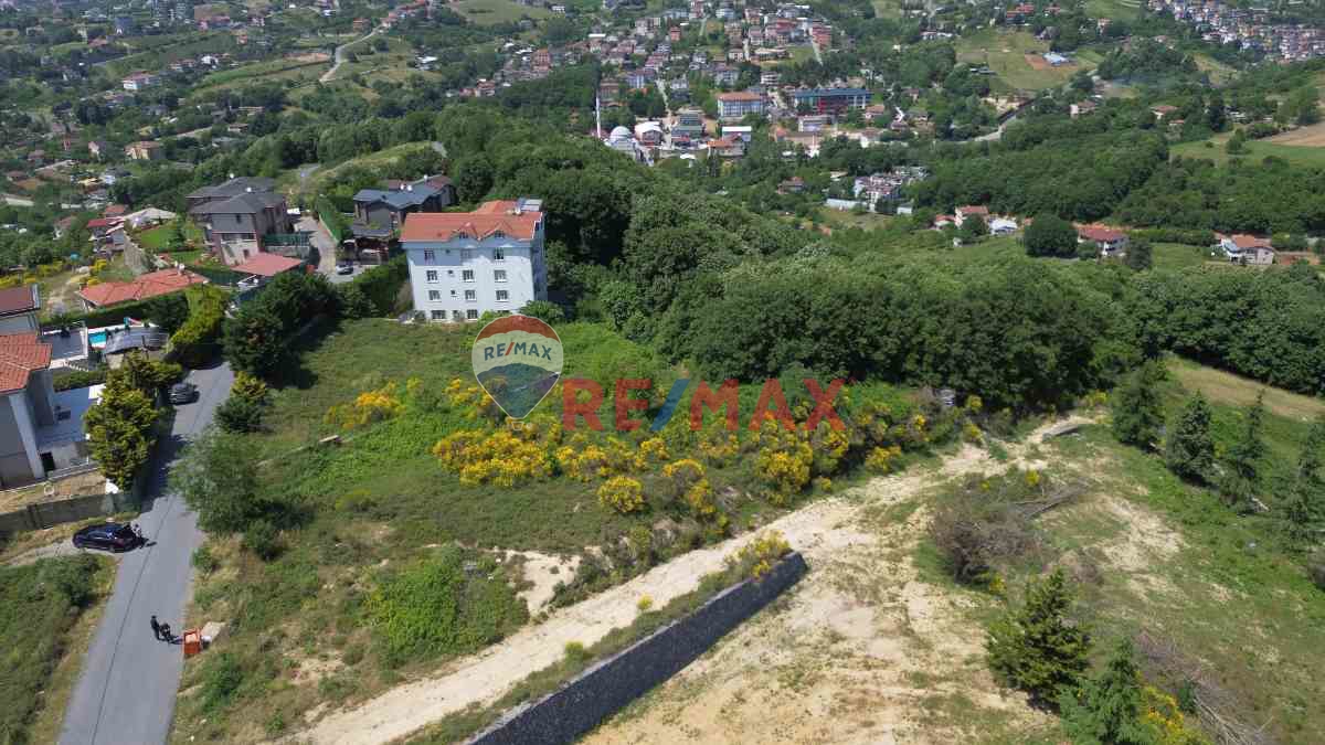 Y.SELIM MAH. CUMHURIYET CADDESI PARALELI SATILIK MÜSTAKIL ARSA