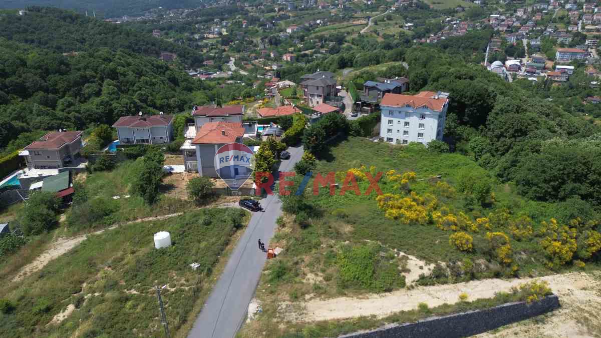 Y.SELIM MAH. CUMHURIYET CADDESI PARALELI SATILIK MÜSTAKIL ARSA