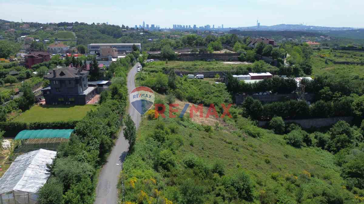 Y.SELIM MAH. CUMHURIYET CADDESI PARALELI SATILIK MÜSTAKIL ARSA