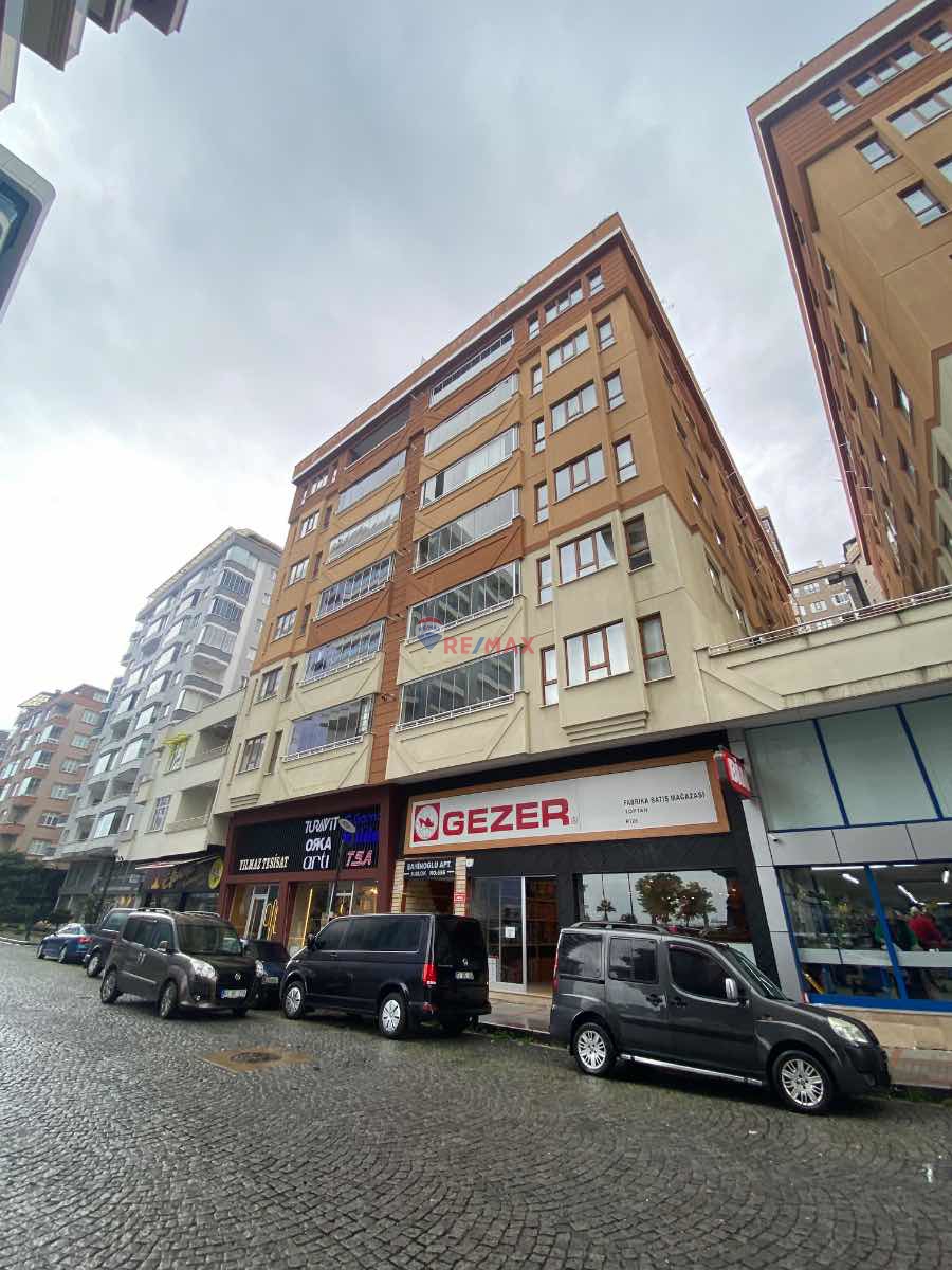 REMAX'TAN GÜLBAHAR MAHALLESİNDE 4+1MERKEZİ KONUMDA SATILIK DAİRE