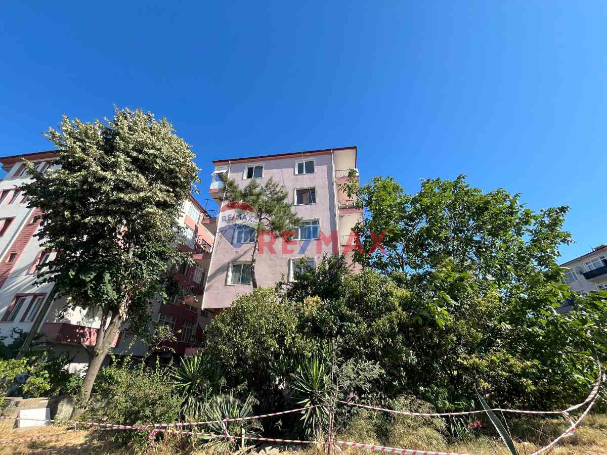 REMAX NATURAL'DEN YÜZBAŞILAR'DA DENIZE SIFIR 3+1 EŞYALI DAIRE