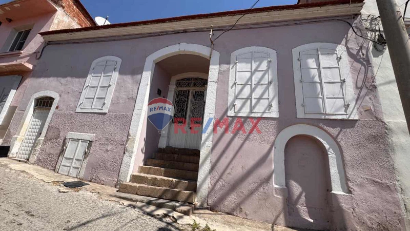 BERGAMADA MÜSTAKİL 4 ODA 1 SALON FIRSAT