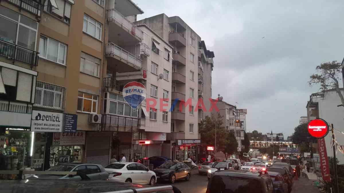 KARTAL MARAMARAY YAKININDA SATILIK 3+1 DAIRE