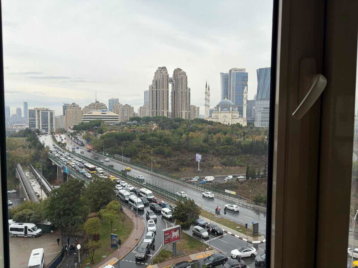 ATAŞEHIR RESIDENCE BÜYÜK TIP 4+1 SATILIK BOŞ DAIRE