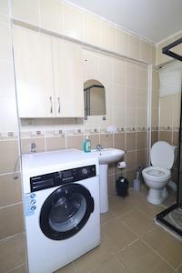 KARTEPE ÇİFTLİK MH. SİTE İÇİ 1.KAT FULL LÜKS EŞYALI KİRALIK