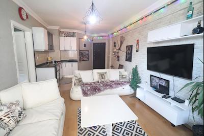 KARTEPE ÇİFTLİK MH. SİTE İÇİ 1.KAT FULL LÜKS EŞYALI KİRALIK