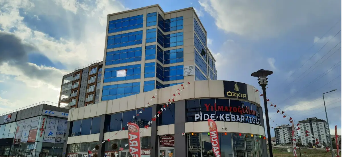 BAĞLICA BULVAR CEPHELİ KİRALIK 60 M2 ARA KAT OFİS