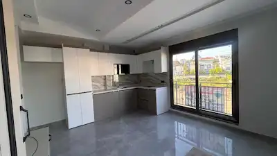 ILICA MAHALLESİNDE BULVAR ÜZERİNDE DÜKKAN ÜZERİ SATILIK 2+1 ASANSÖRLÜ DAİRE