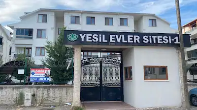 KARTEPE FATİH SULTAN MEHMET MAHALLESİ SATILIK SİTEİÇİ 4+1 DAİRE
