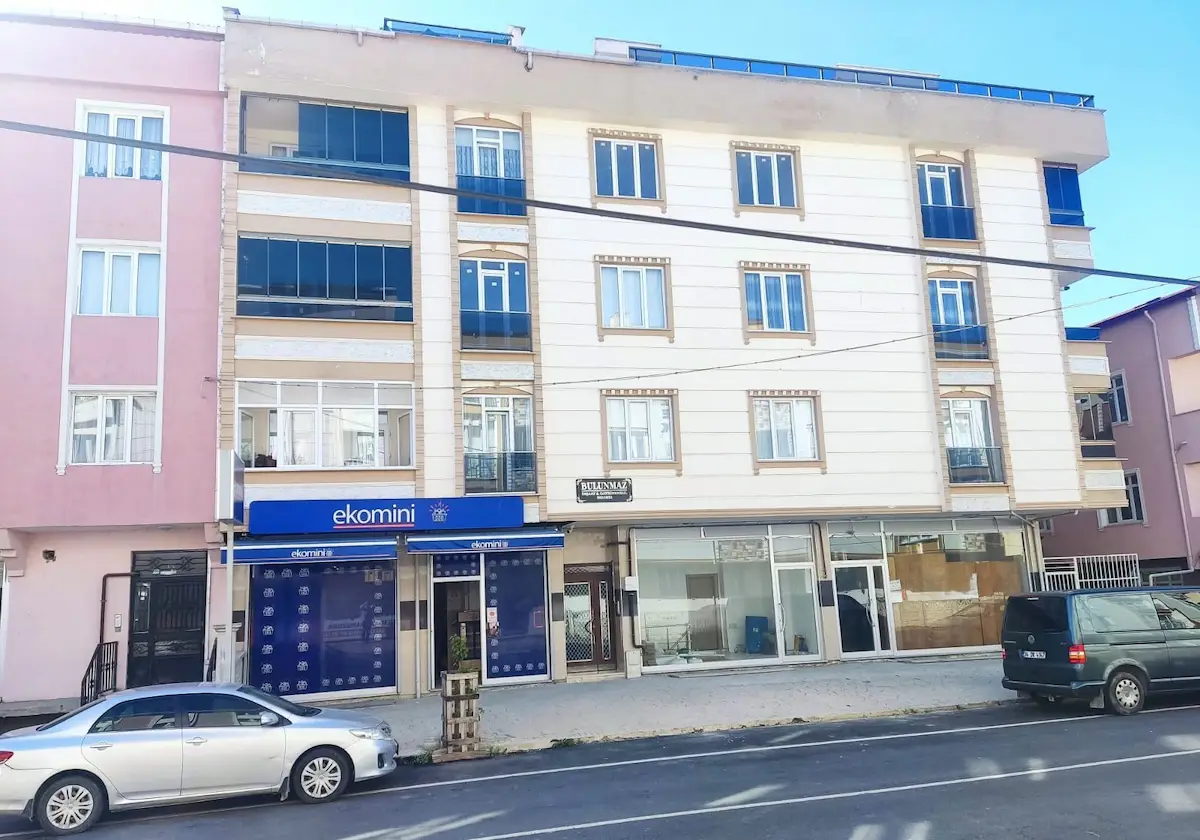 TEKİRDAĞ KAPAKLI MERKEZ SATILIK MASRAFSIZ İSKANLI DÜKKAN 200M²