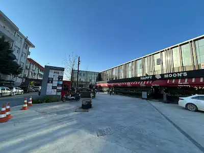 REMAX MAVİ'DEN, SERDİVAN AVM YANI MEYDAN İŞ MERK. 90 M² 2+1 OFİS