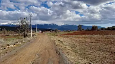 DENİZLİ-TAVAS-ÇAĞIRGAN İÇİNDE YOLA CEPHE SATILIK 5.655 M2 ARAZİ