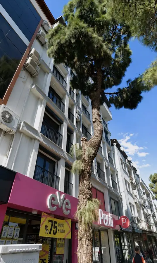 DİKİLİDE 1+1 SATILIK DAİRE