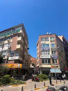 RE/MAX MİD VALİLİĞİN KARŞISINDA BÜRO VEYA OFİS ŞEHRİN MERKEZİ ÇARŞI İÇİ