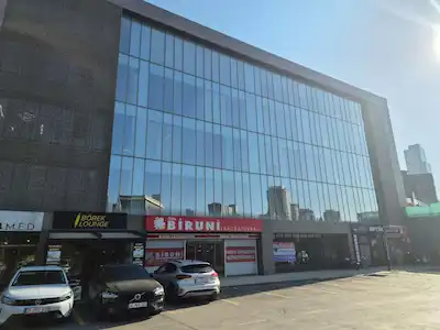 ATAŞEHİR HASTANELER BÖLGESİNDE 750 M2 İÇİ YAPILI OFİS