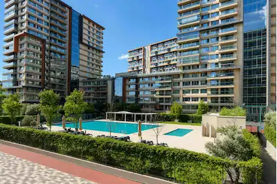 İNİSTANBUL TOPKAPIDA 225 M² GİYİNME ODALI LÜKS 4+1