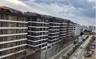 ANA CADDE ÜZERİNDE KİRALIK DÜKKAN